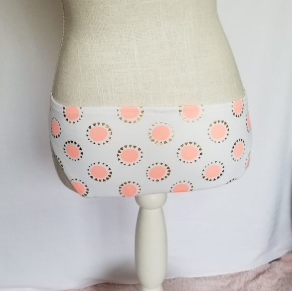 Victoria's Secret Small Bikini Bottom Low Rise - Picture 4 of 7